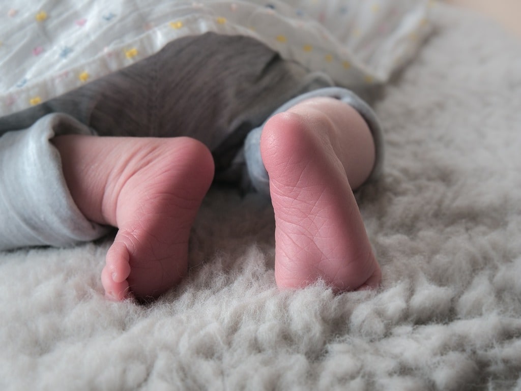 Comprendre le sommeil du bébé et améliorer les nuits
