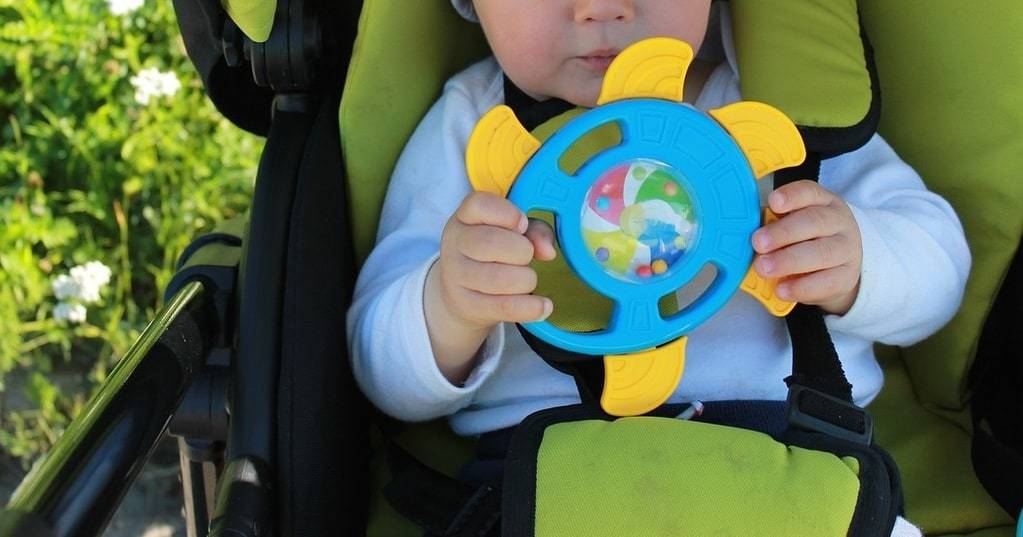 Comment la méthode Montessori favorise l'autonomie dès 6 mois ?